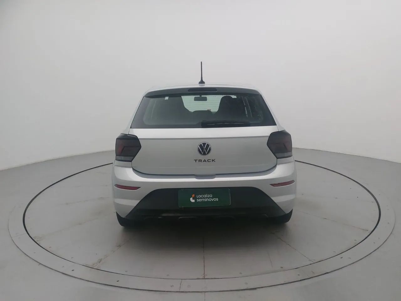 Volkswagen Polo Track 1.0 Flex 12V 5p, foto 4 de 18