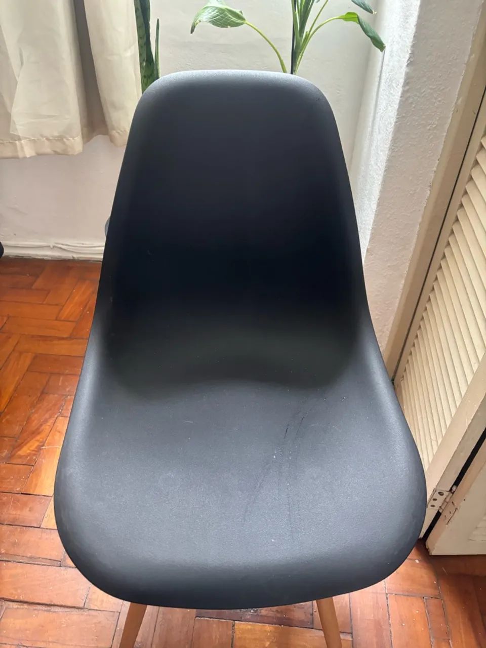 Cadeira preta eames - Foto 2