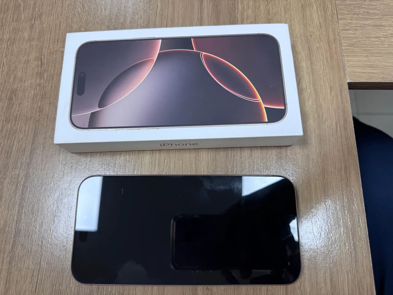 iPhone 16 Pro Max 256Gb