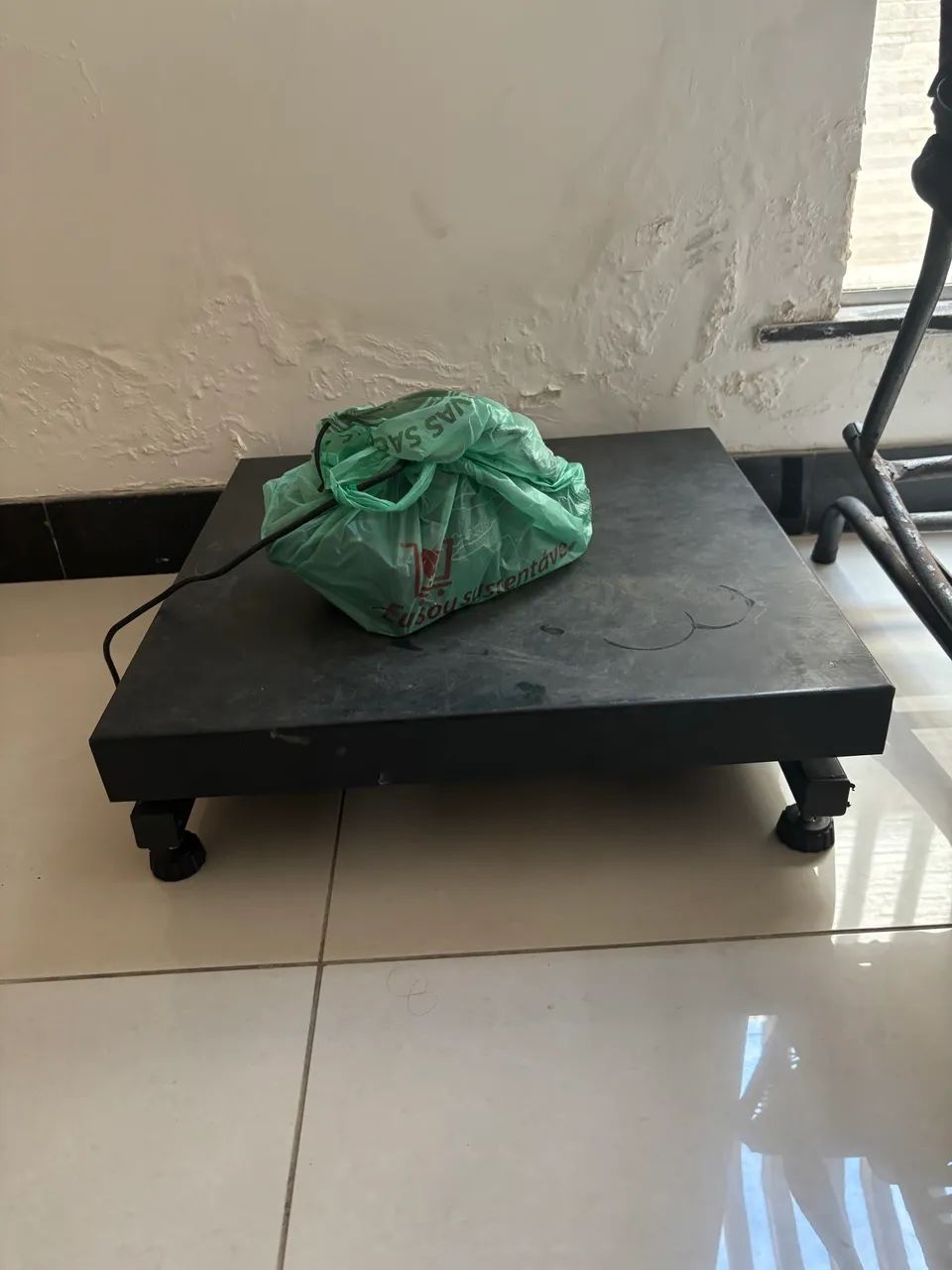 Vendo Balança Balmak seminova 