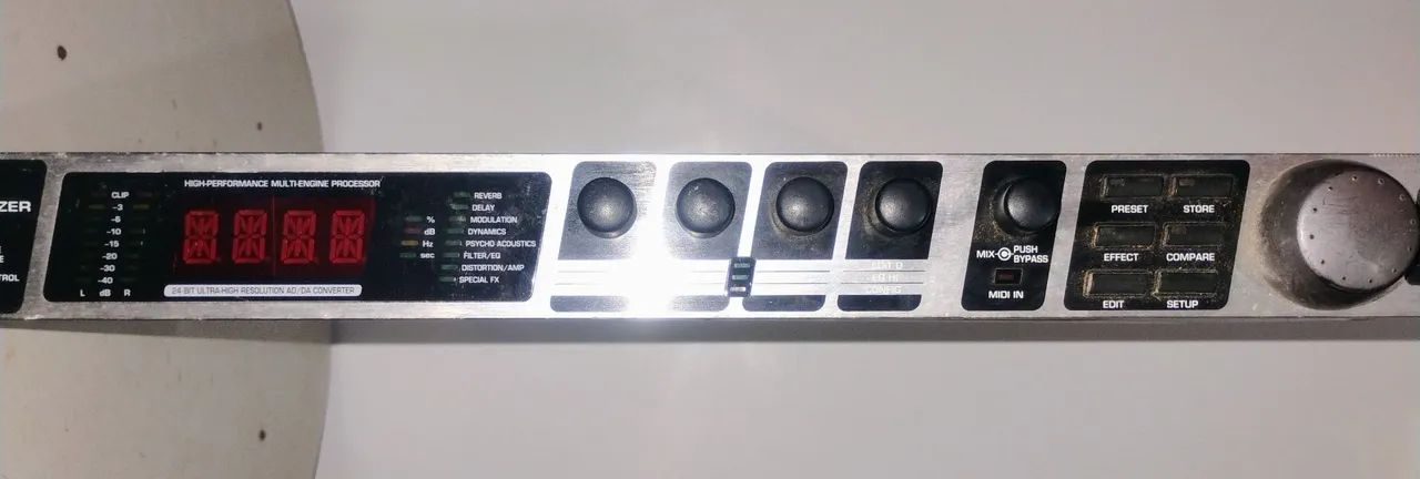 Processador de efeito da Behringer  - Foto 5