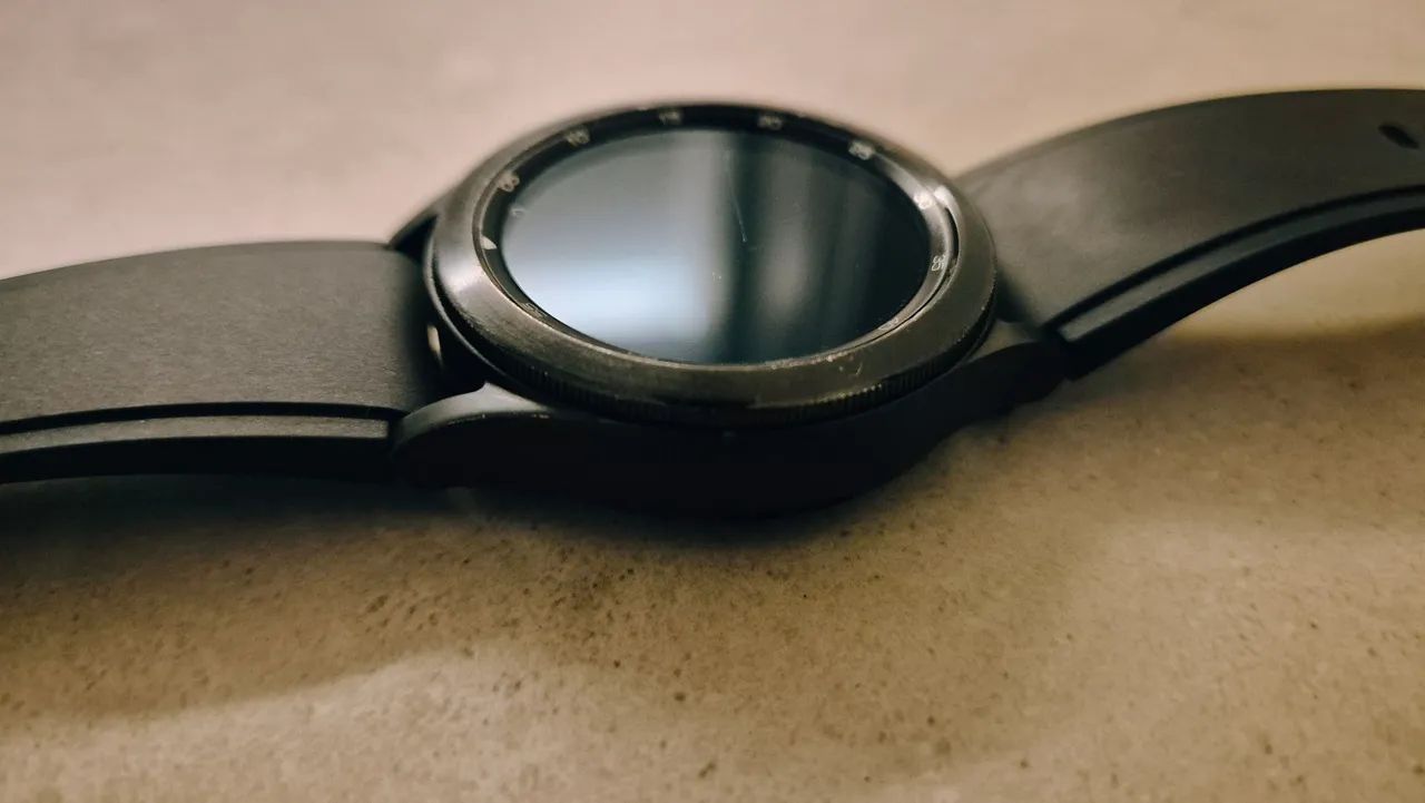 Samsung Galaxy Watch 4 Classic - Foto 2
