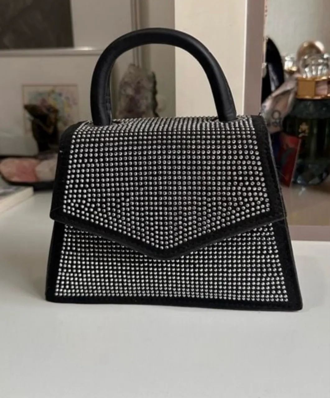 Bolsa de festa preta com strass