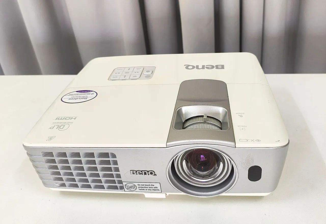 Projetor Profissional de CURTA DISTÂNCIA BENQ - Foto 2