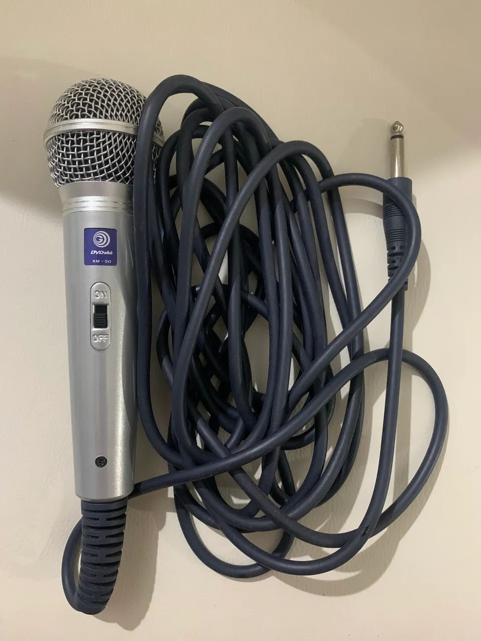 Microfone KM 50 DVDOKE Gradiente 