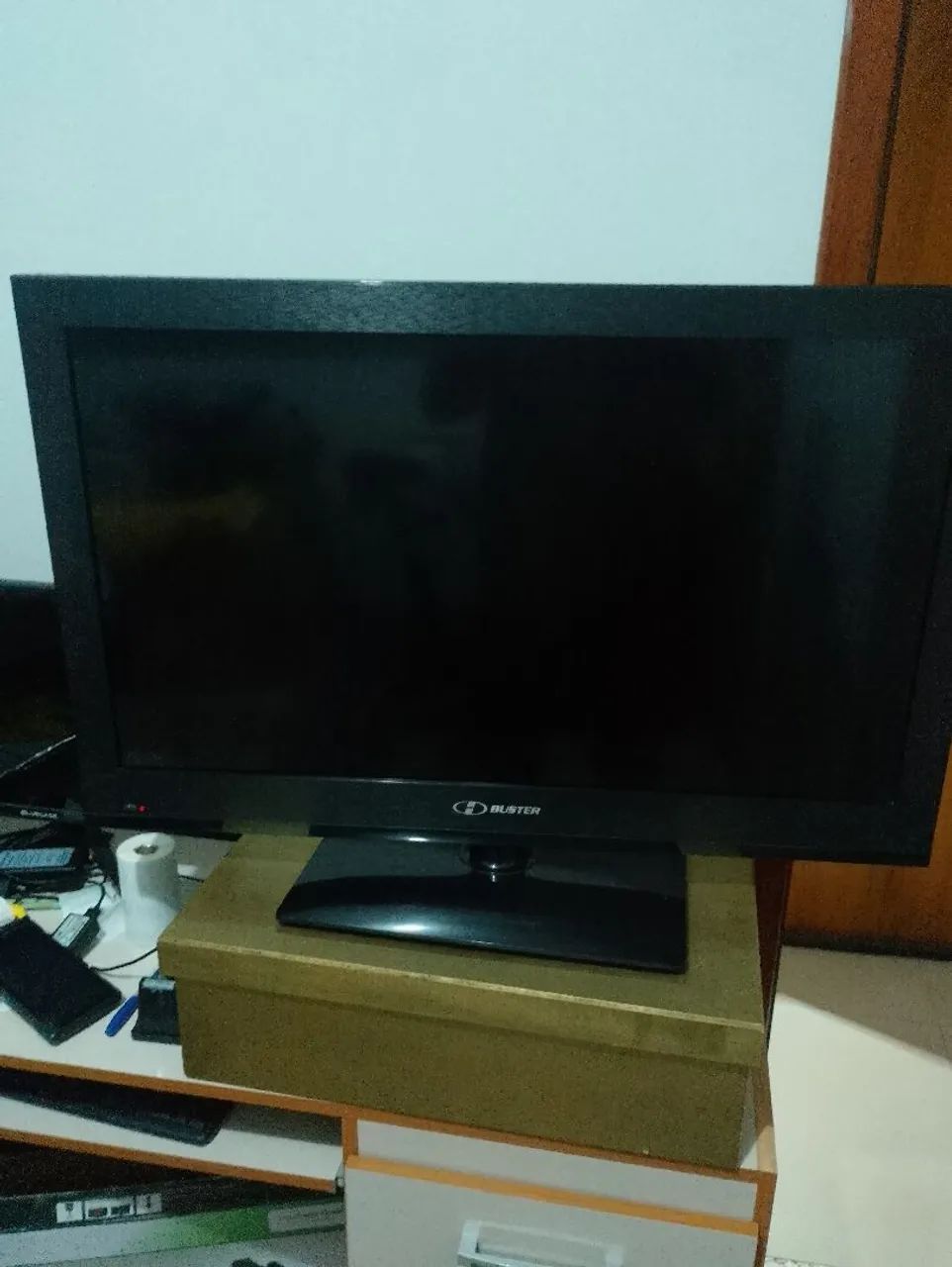 Tv 32 polegadas ,em otimo estado funcionando perfeito