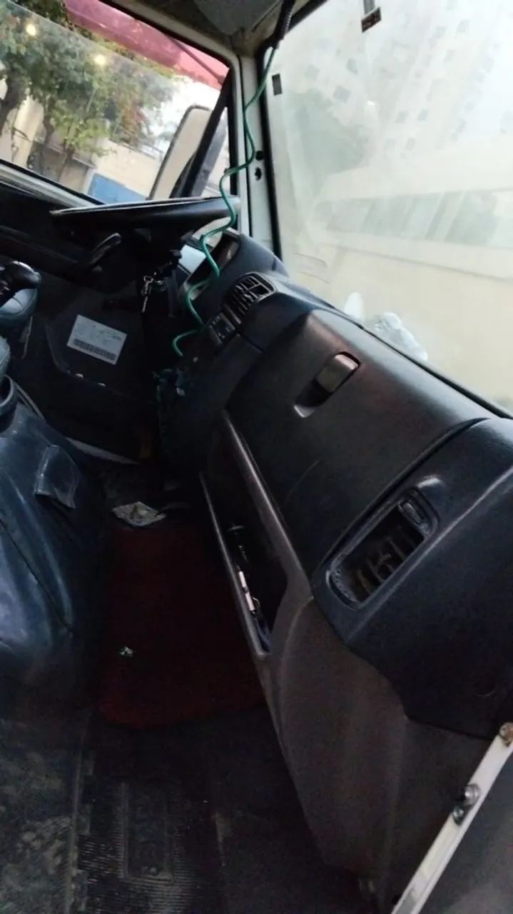 Caminhão 816 2016  - Foto 5