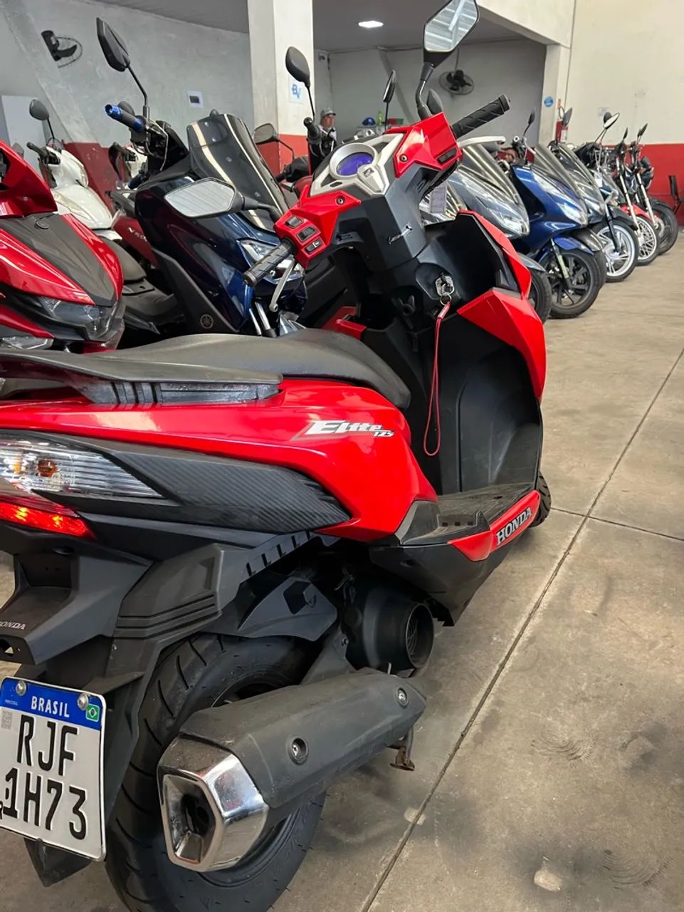 Honda Elite 125 125 cc  - Foto 4