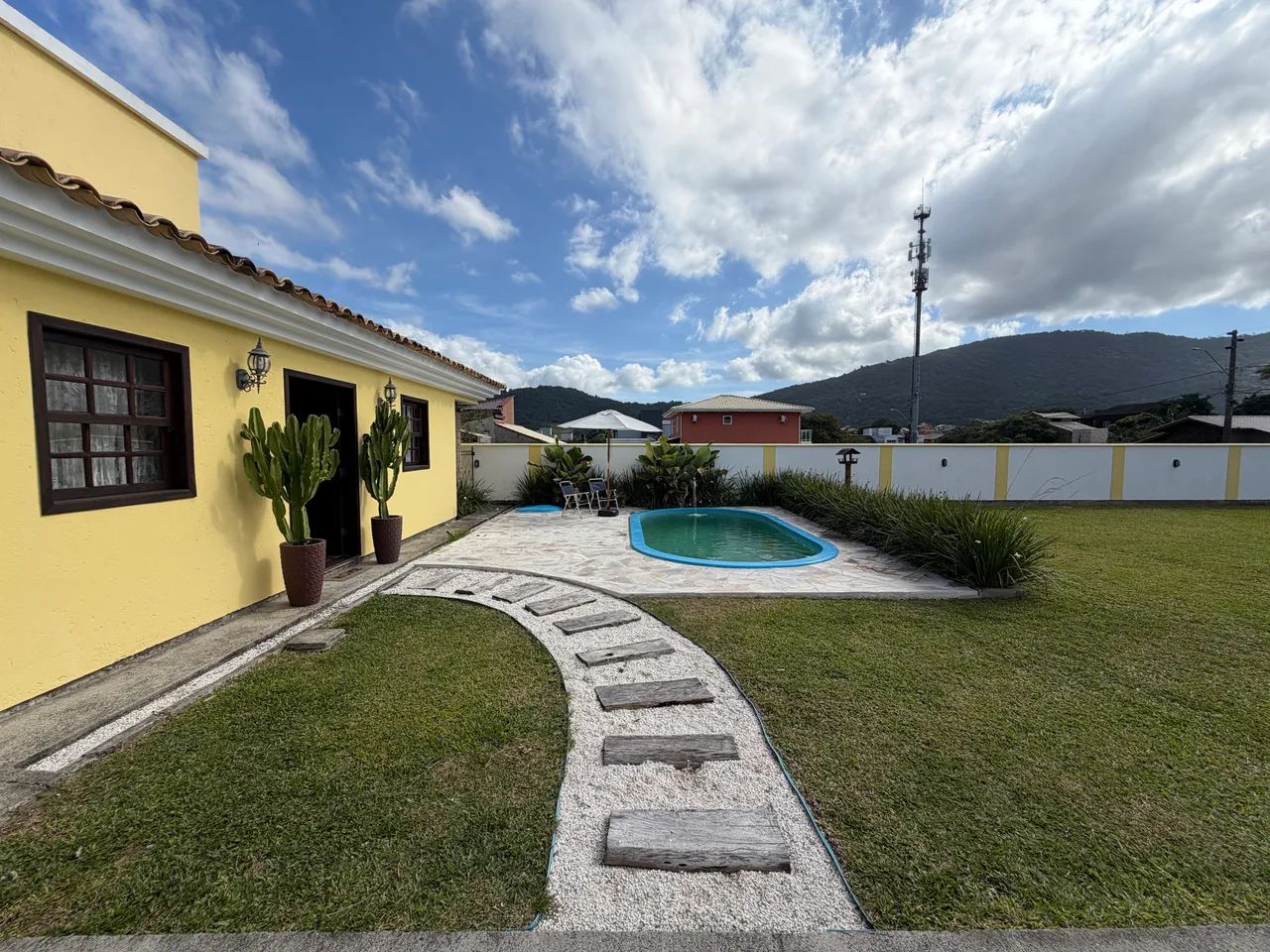 Casa condomínio moinho rio vermelho  - Foto 2