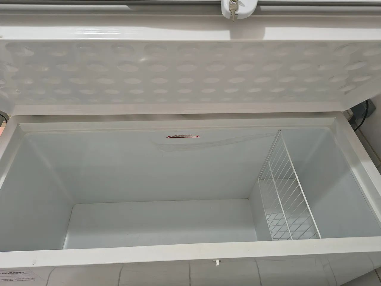 Frezer dos Sonhos - Espaço de sobra para conservar tudo!! - Foto 3