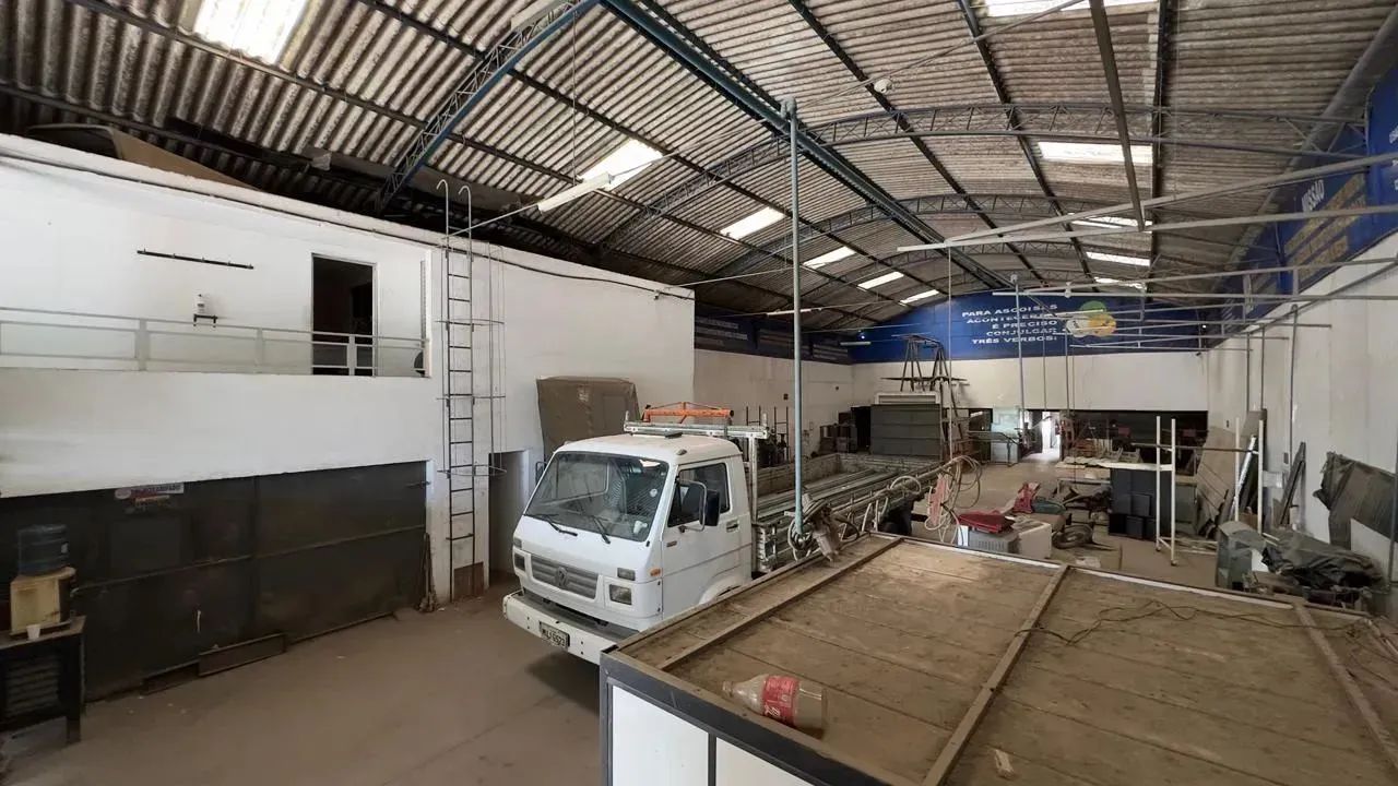 GALPÃO DE 750M² NA VIA EXPRESSA - Foto 2