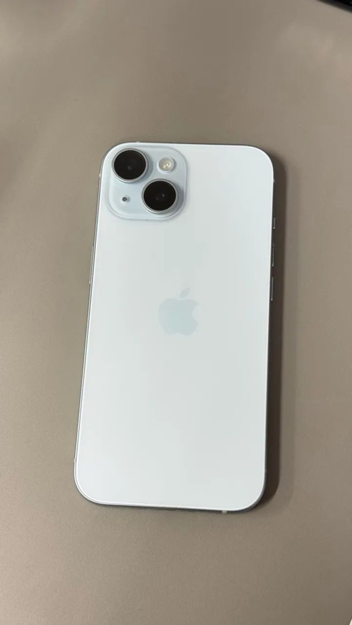 iPhone 15 super conservado sem marcas de uso