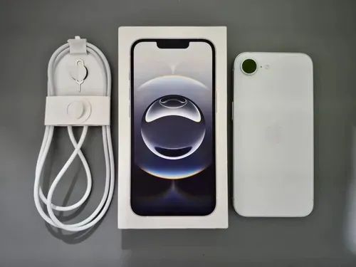 iPhone 16e 98% - na caixa garantia mar/2027