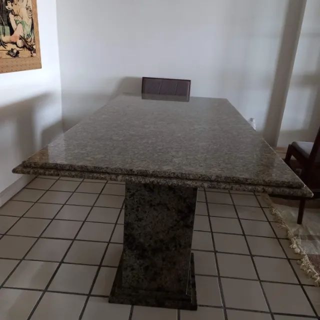 MESA EM GRANITO