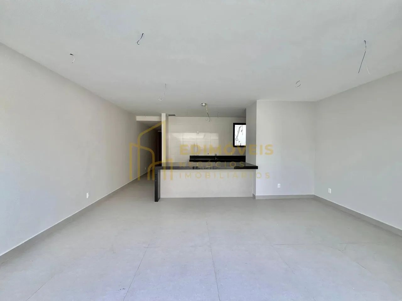 Venha Conhecer: Casa com Varanda e Closet em Morada de Laranjeiras! - Foto 13