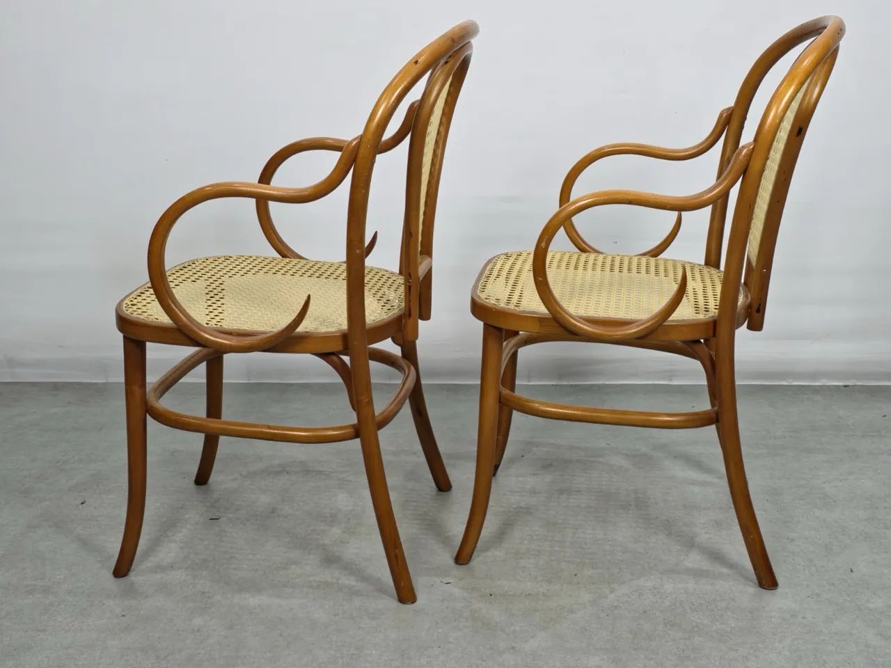 Par de cadeira com apoio de braço - michael thonet  - Foto 4