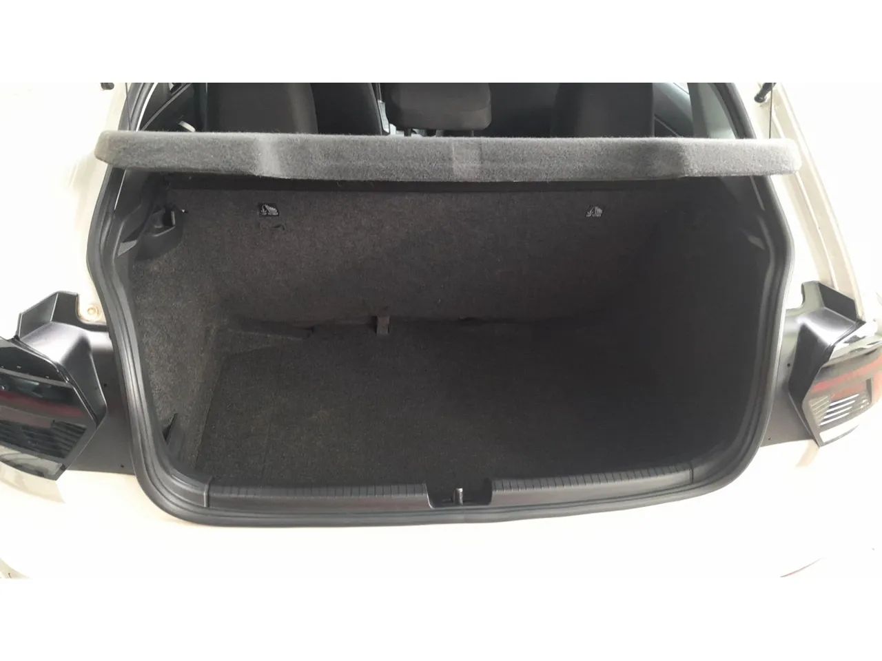 Volkswagen Polo Sense 1.0 170 TSI, foto 14 de 16