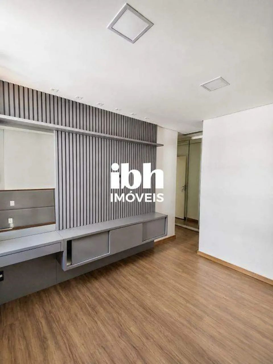 Apartamento à venda no Vila da Serra