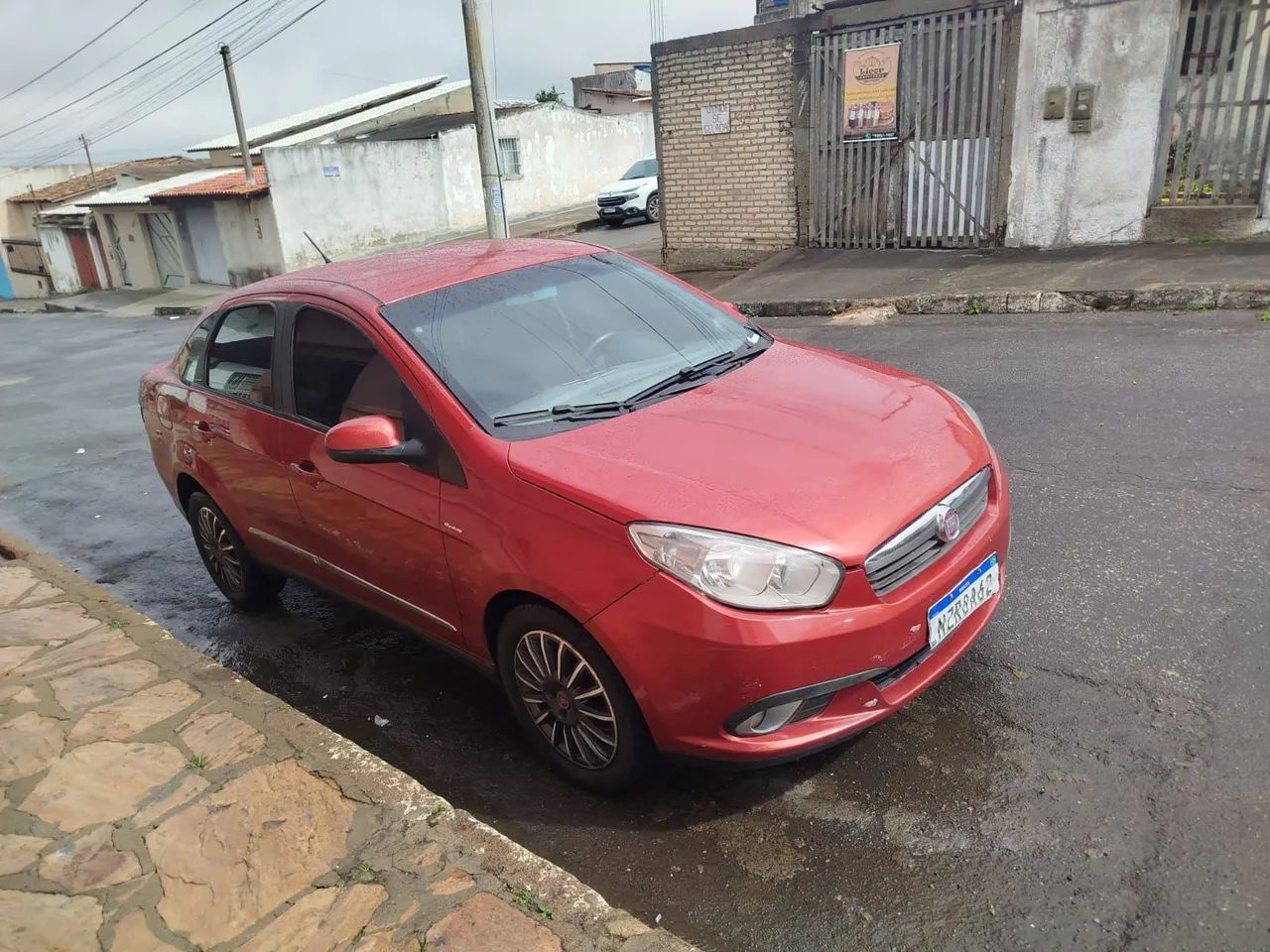 Fiat Grand Siena Grand Siena ESSENCE Dual. 1.6 Flex 16V 2013