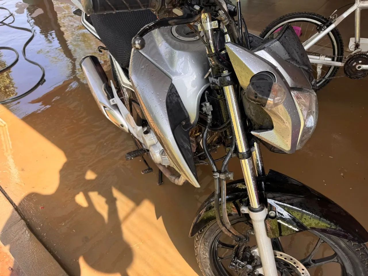 Moto semi nova  - Foto 2