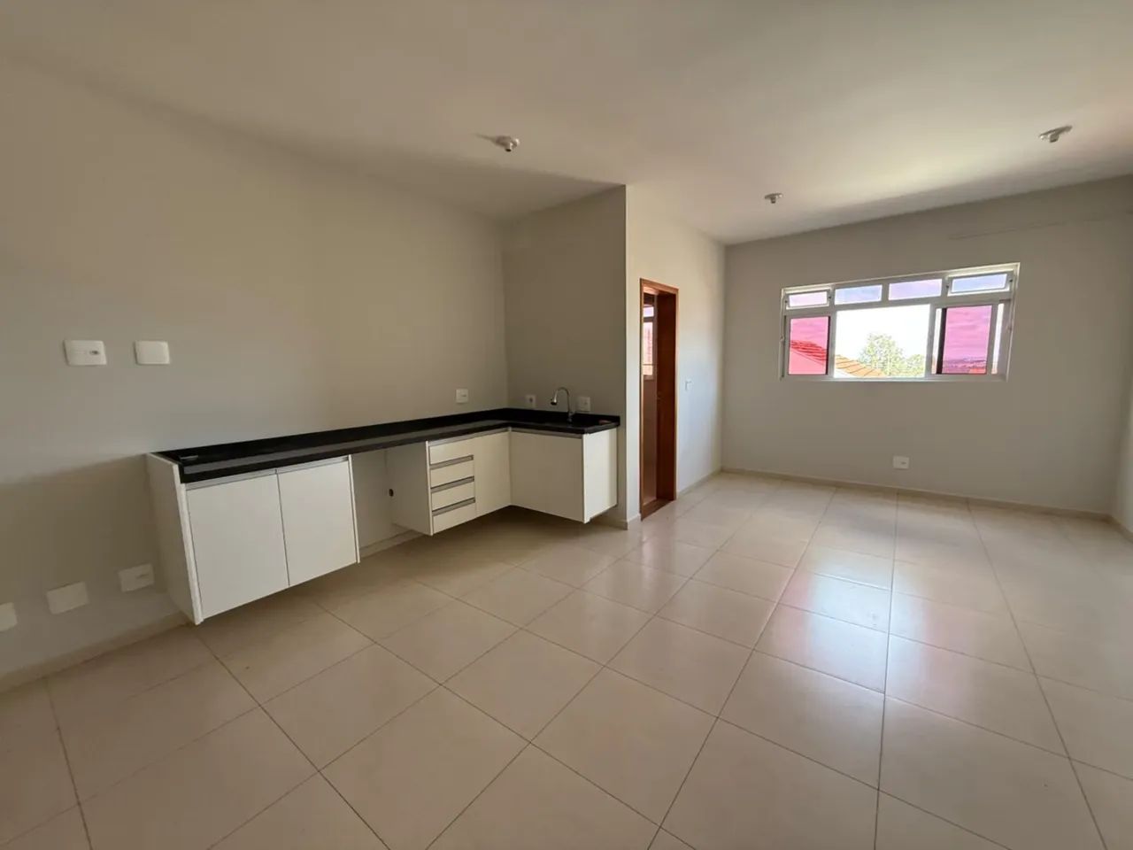 SALA COMERCIAL PARA LOCAÇÃO NO CENTRO - Foto 3
