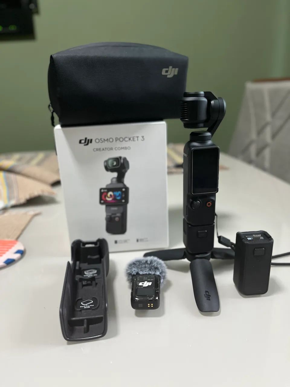 Câmera DJI Osmo pocket 3 combo creator  - Foto 2