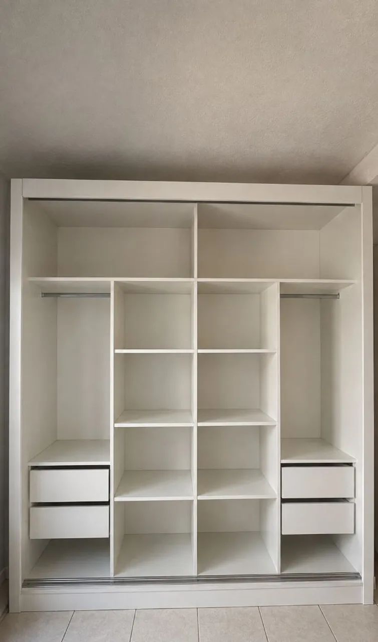 Cama + Guarda-roupa 
