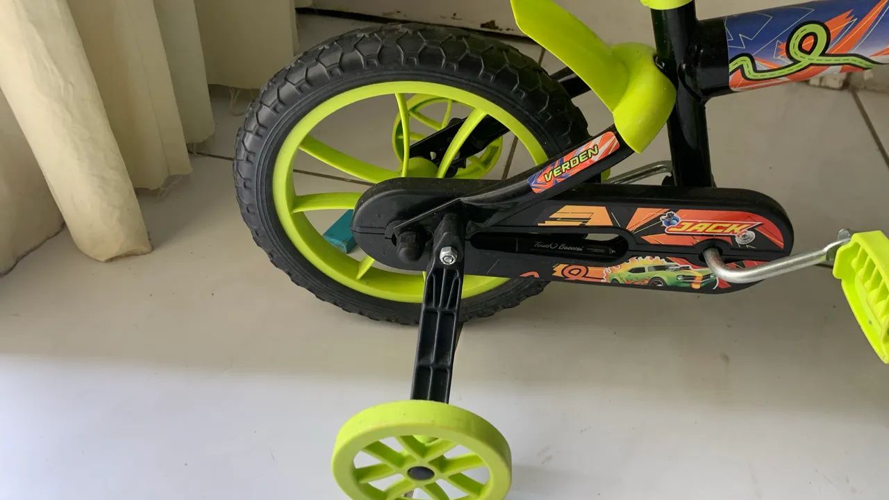 Bicicleta aro 12 semi nova - Foto 3