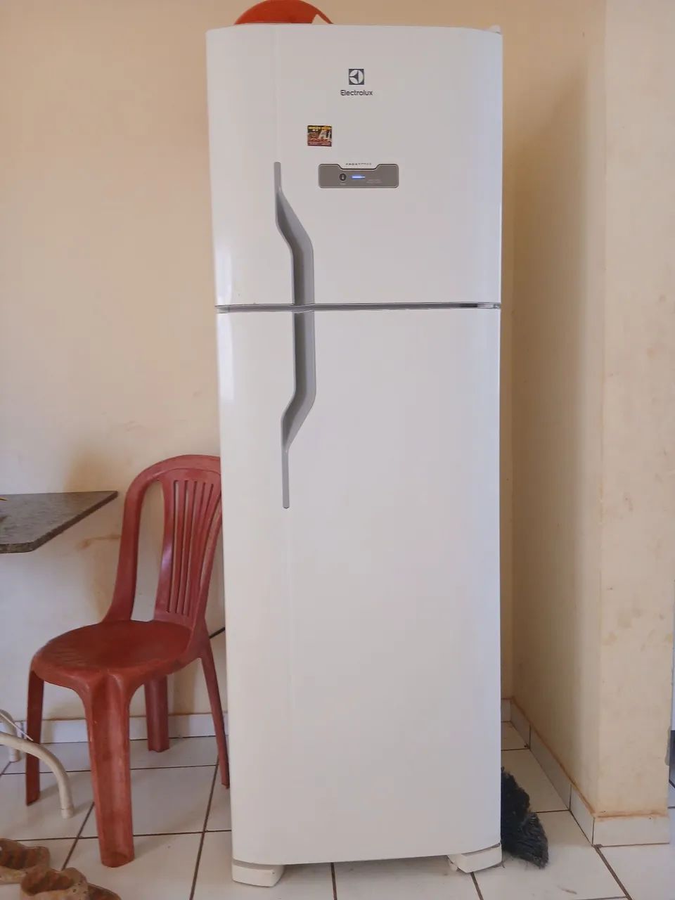 Geladeira semi nova 