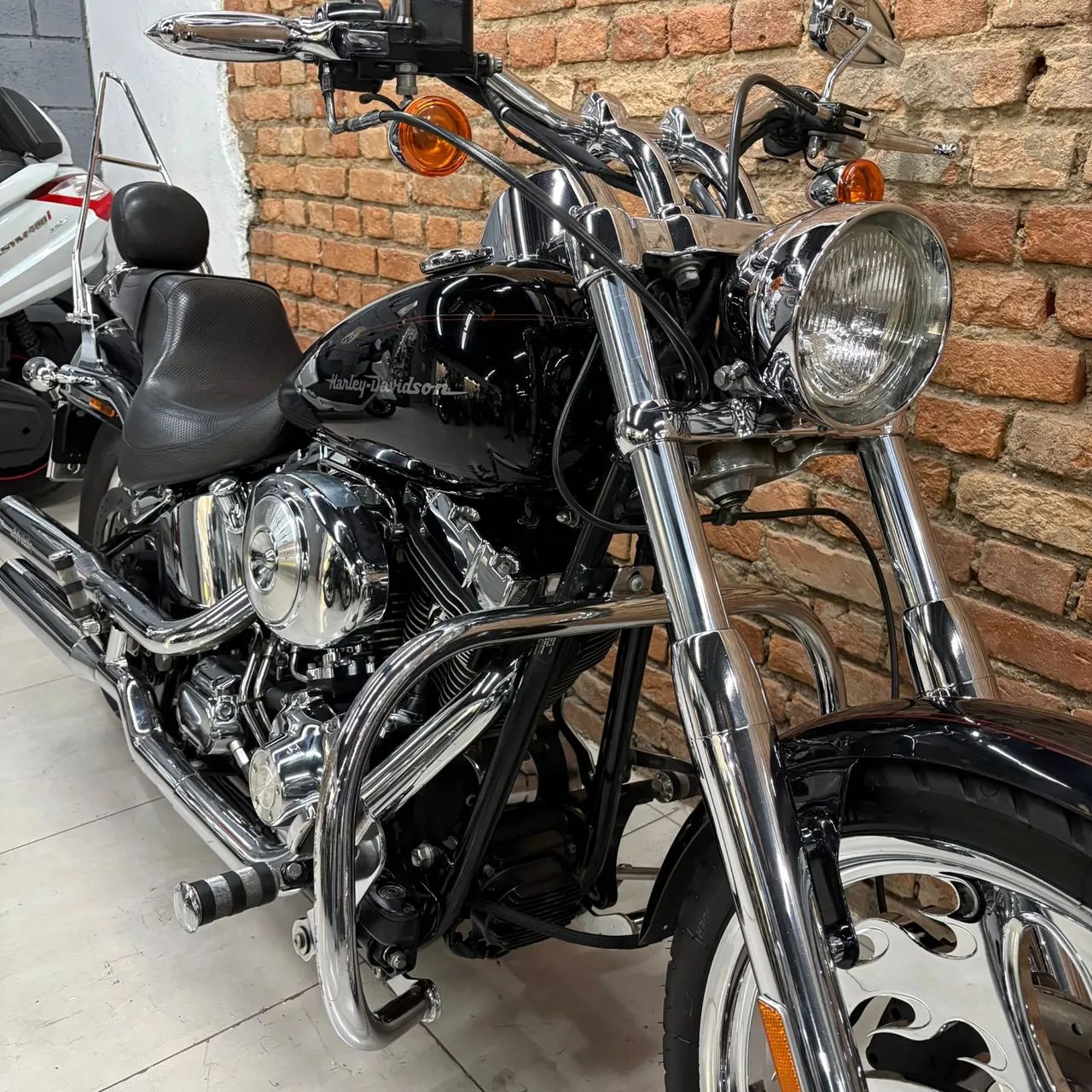 Harley-Davidson DEUCE