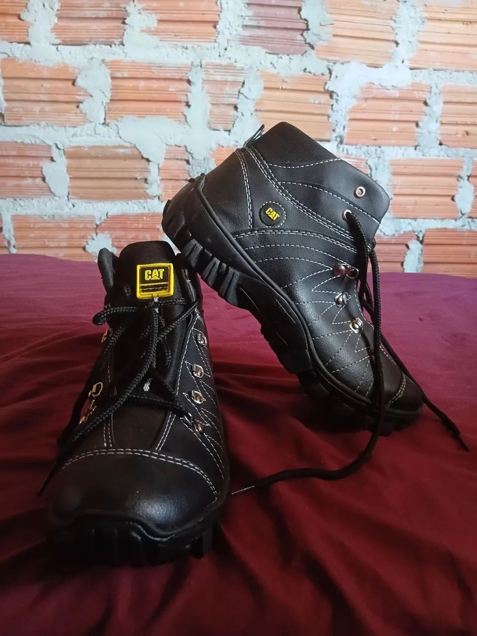 Bota CAT preto, tamanho 43 - Foto 2