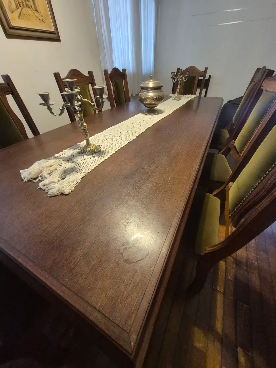 Mesa de jantar de sucupira e 08 cadeiras almofadadas - Foto 5