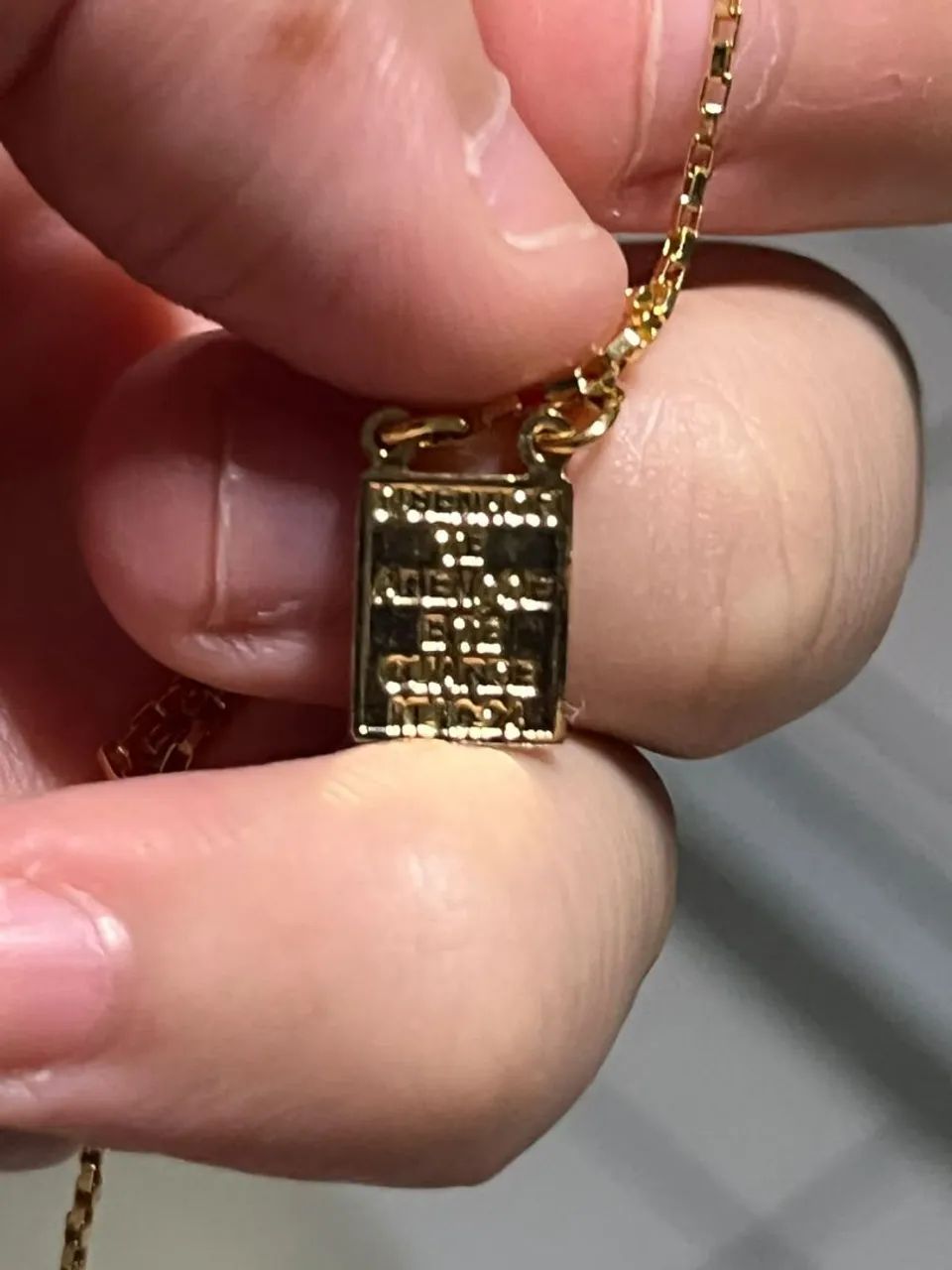 Escapulário vivara banhado ouro 18k - Foto 4