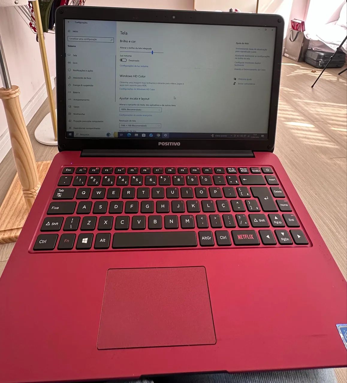 Notebook Positivo C4-1TB 4GB RAM + 500GB