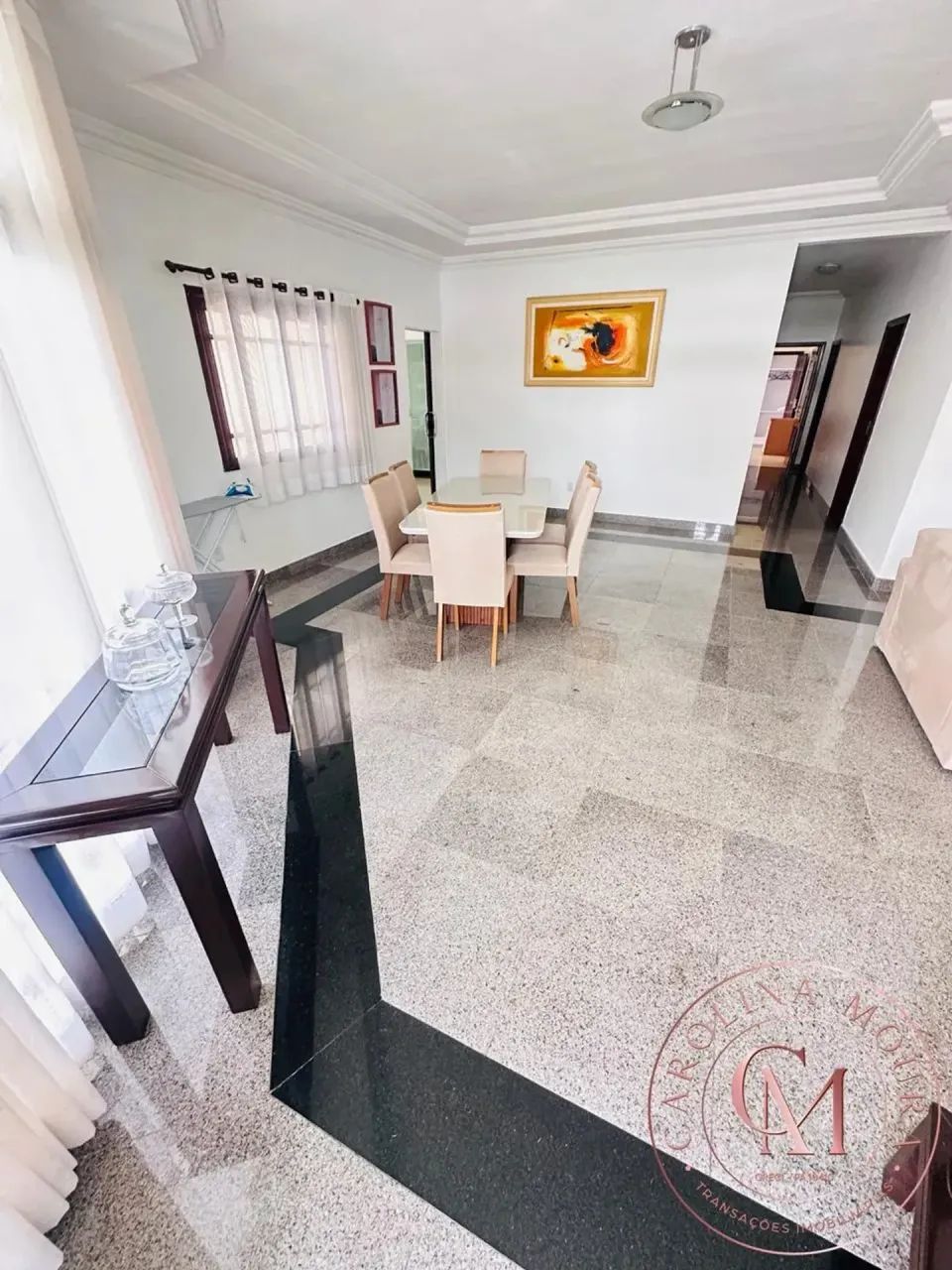 Condomínio Grenville II. Casa com 4 suítes. Mobiliada. - Foto 4