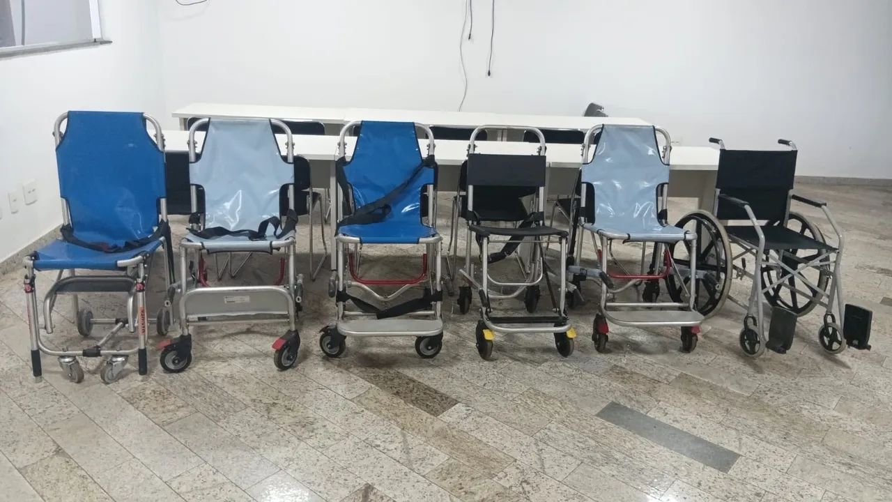 Cadeiras de resgate P/ ambulâncias e outros