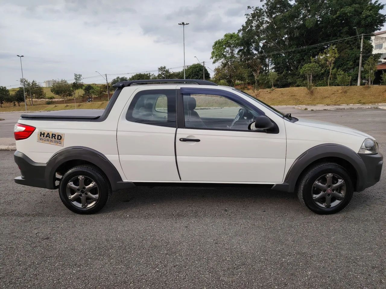 Fiat Strada Working Celeb.1.4 Fire Flex 8V CD 2016 - Foto 3