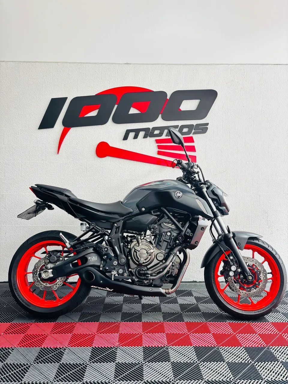 YAMAHA MT 07 ABS  - Foto 4