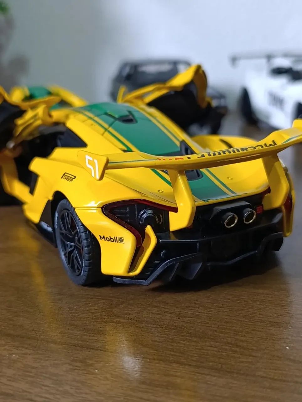 Miniatura McLaren 1:24 20cm  - Foto 4