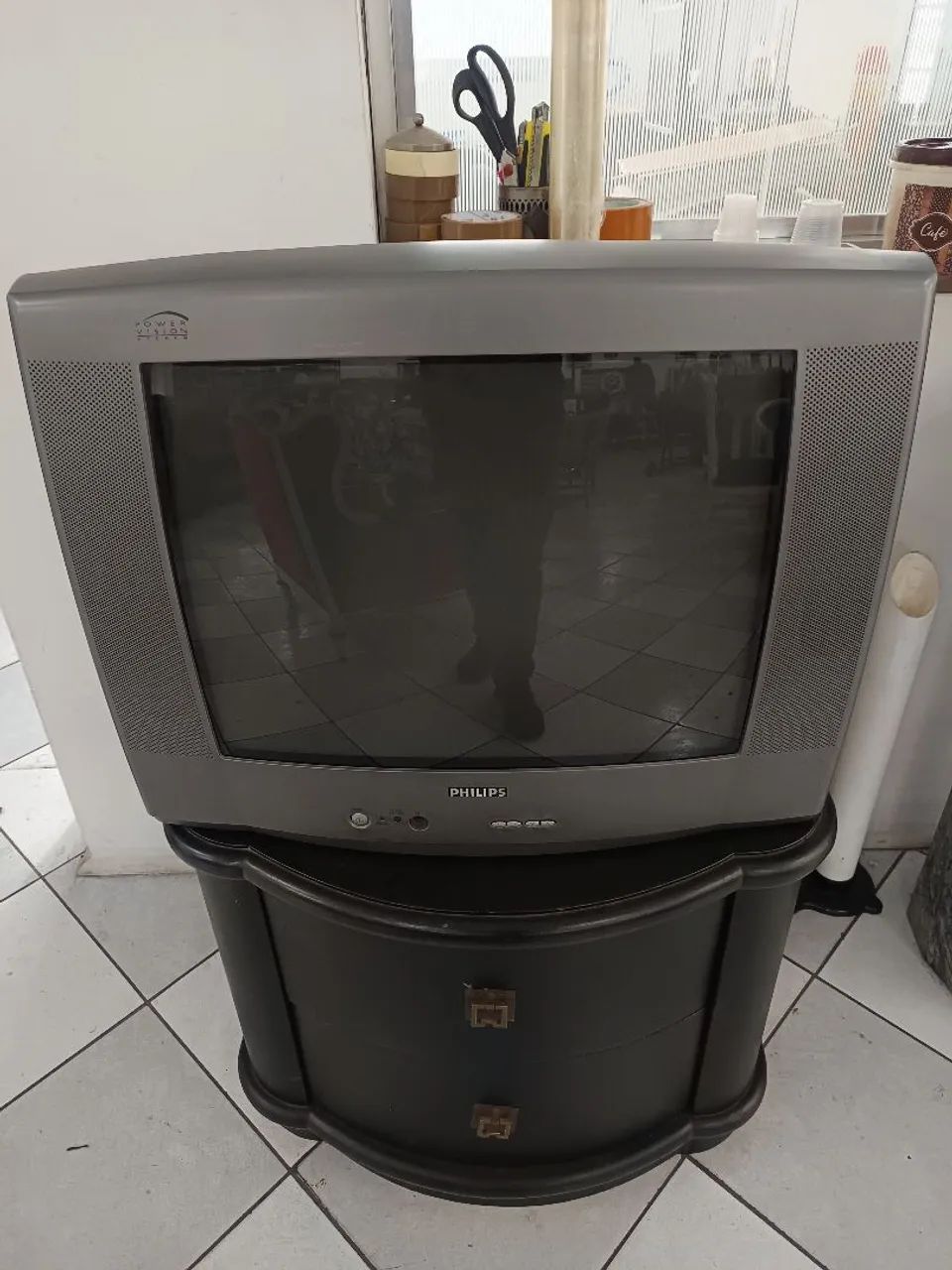 Televisão antiga de Tubo Philips Funcionando 