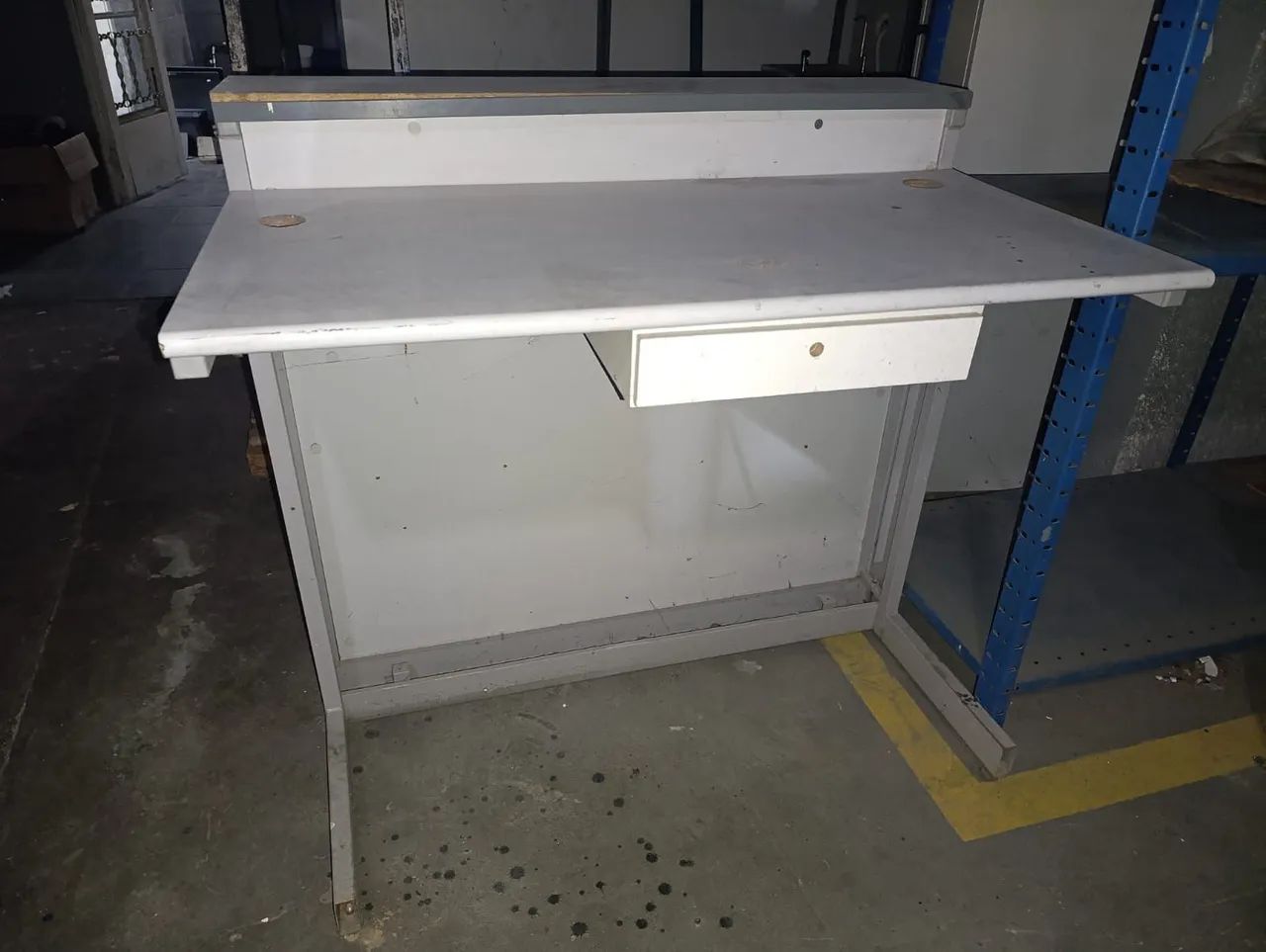 Mesa balcão bancada escritório 
