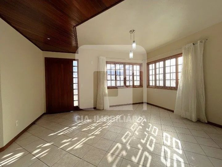 Casa de 3 dormitários no Carianos - Foto 4