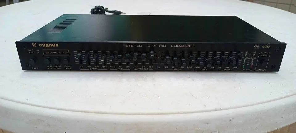 equalizador cygnus modelo ge400