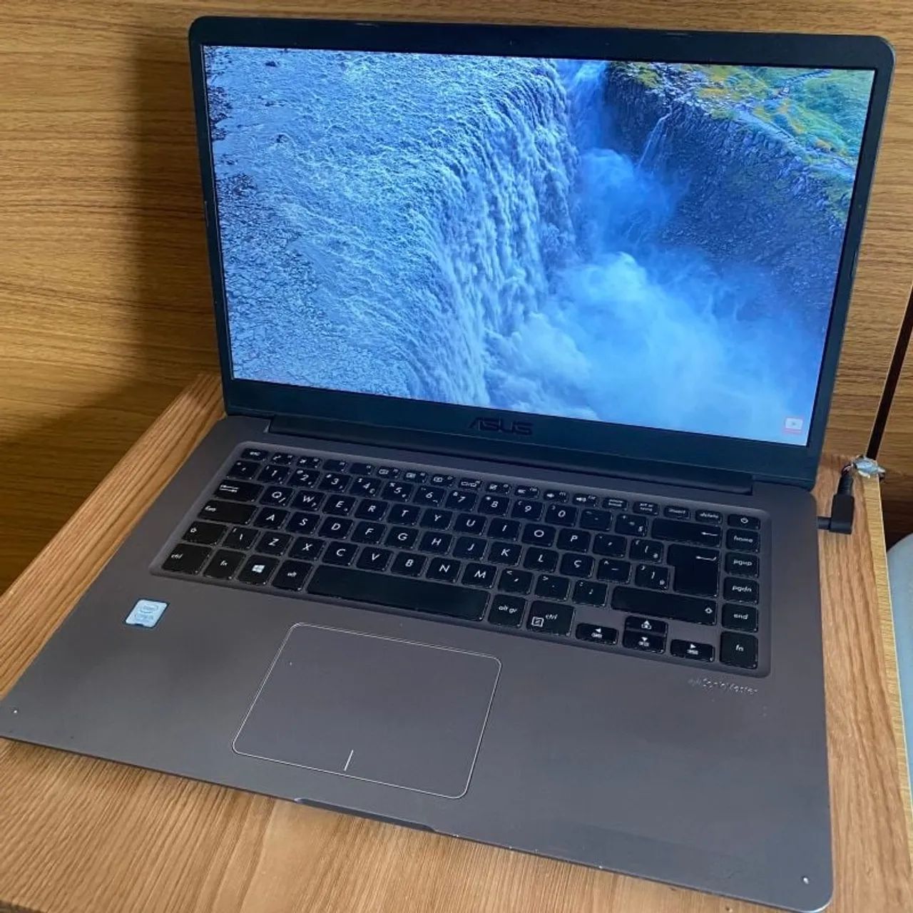 Vendo notbook asus 