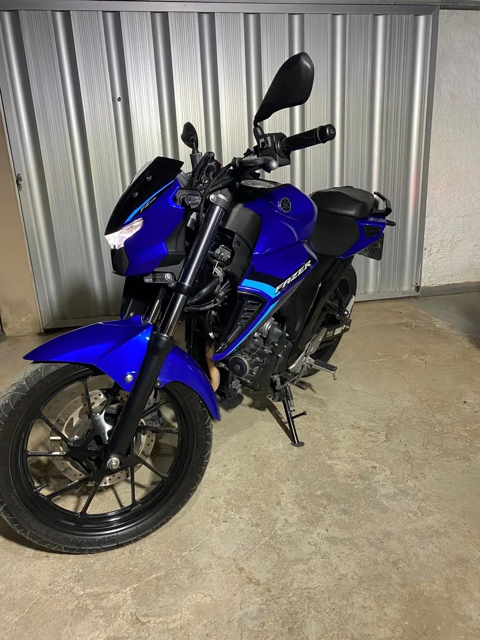 YAMAHA F25 - Foto 5