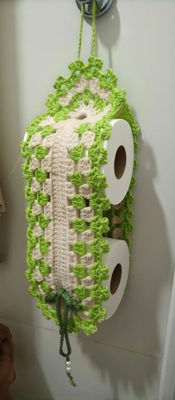 Porta papel higiênico em crochê