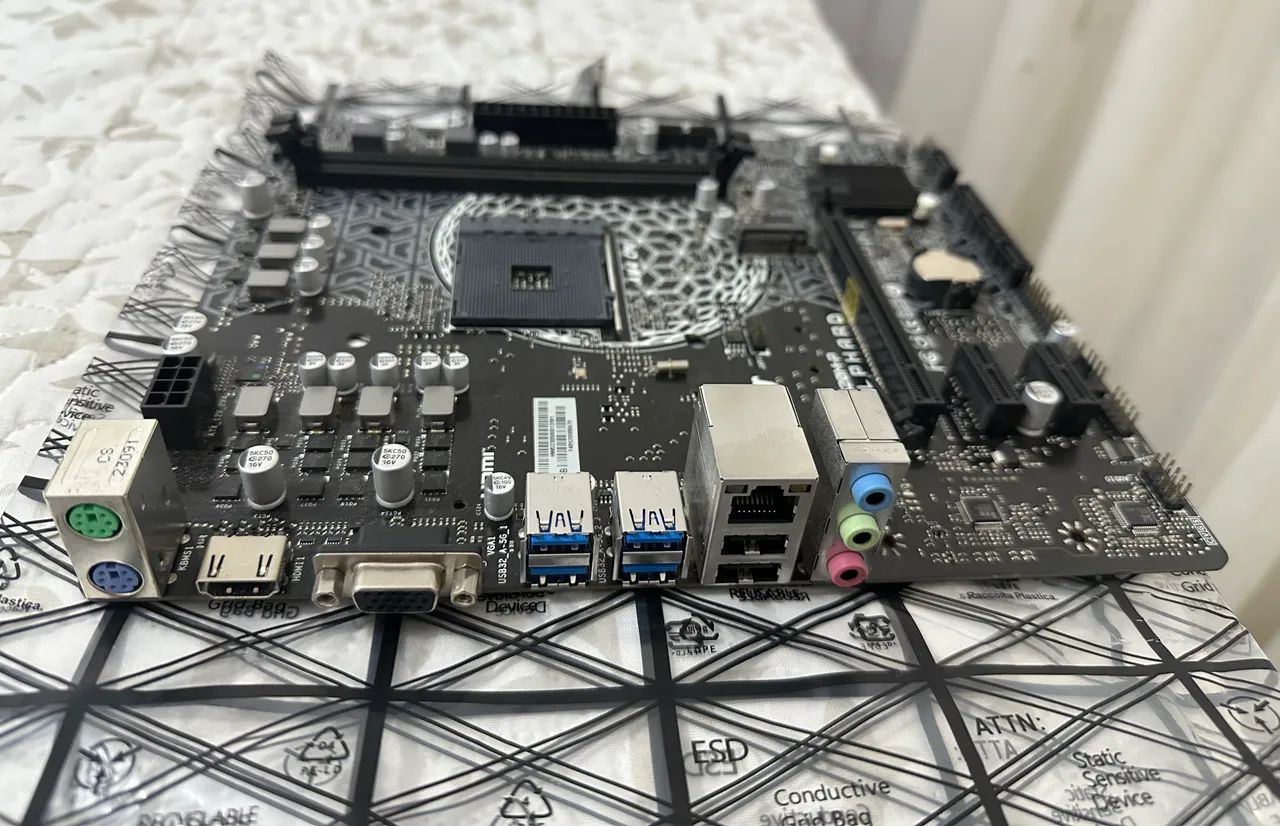 Placa-mãe Pichau Alphard A520M-P AM4 DDR4