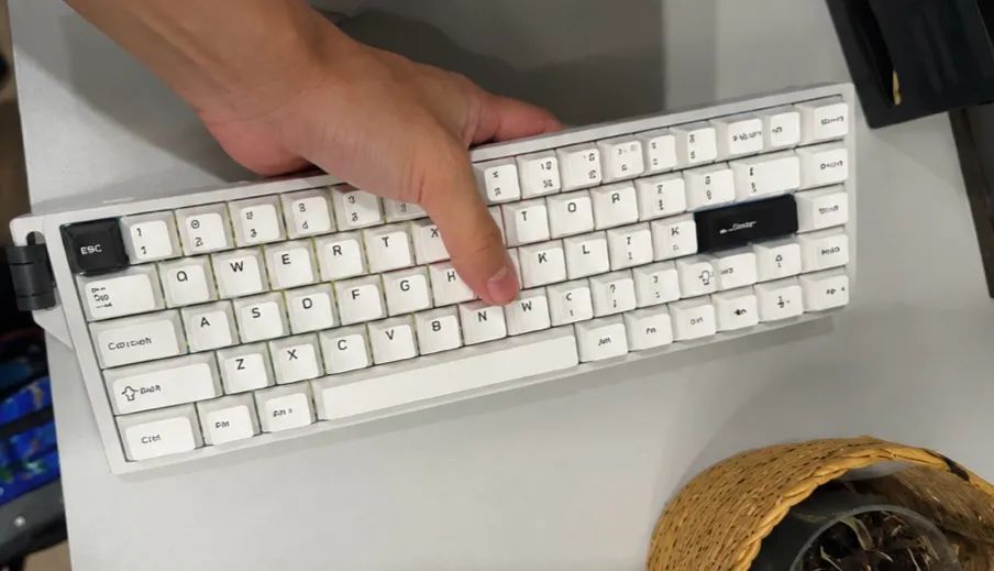 TECLADO MIDE G8 - Foto 2