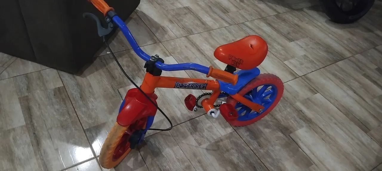 Vende 2 bicicletas infantis marca CALOI - Foto 3