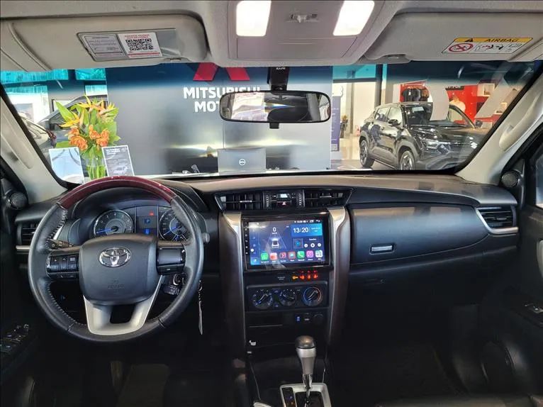 Toyota Hilux SW4 SR 4x2 2.7/ 2.7 Flex 16V Aut., foto 10 de 16